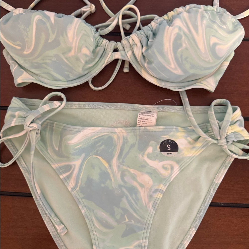 NWT hollister bikini set